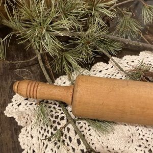 Vintage Wooden Dough Rolling Pin Old Primitive Country Farmhouse Decor